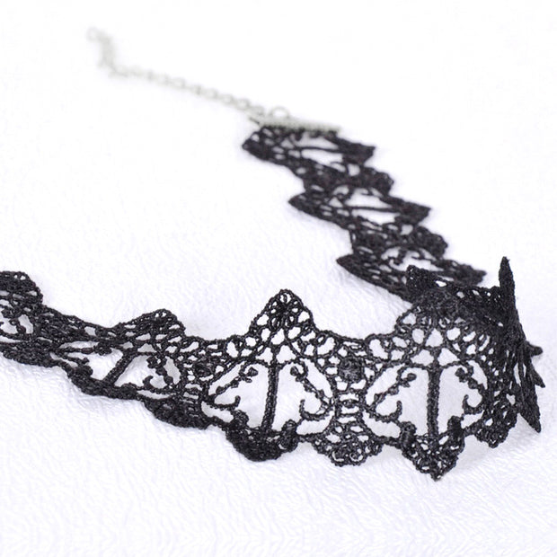 Lace necklace